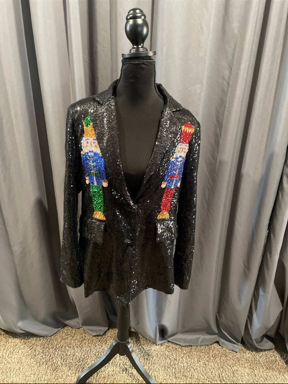 fantastic fawn sequin Nutcracker Christmas blazer size small